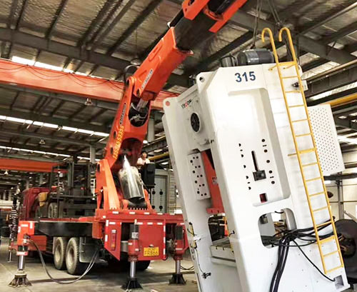 南京雨花台提升工作效率，选择优质折臂吊租赁服务