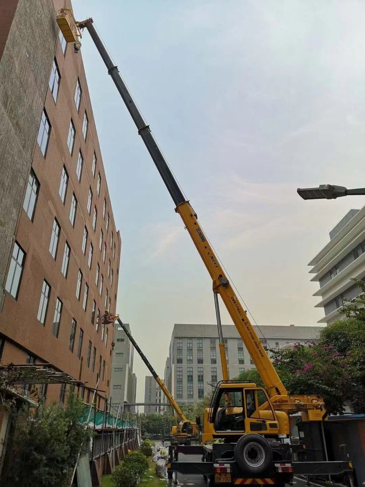 南京雨花台汽车吊出租哪家好，选择最靠谱的服务商指南